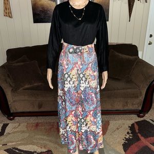 Lounge Craft • Medium • Maxi • Geometric • Multi-Colors • Shimmering • Dress